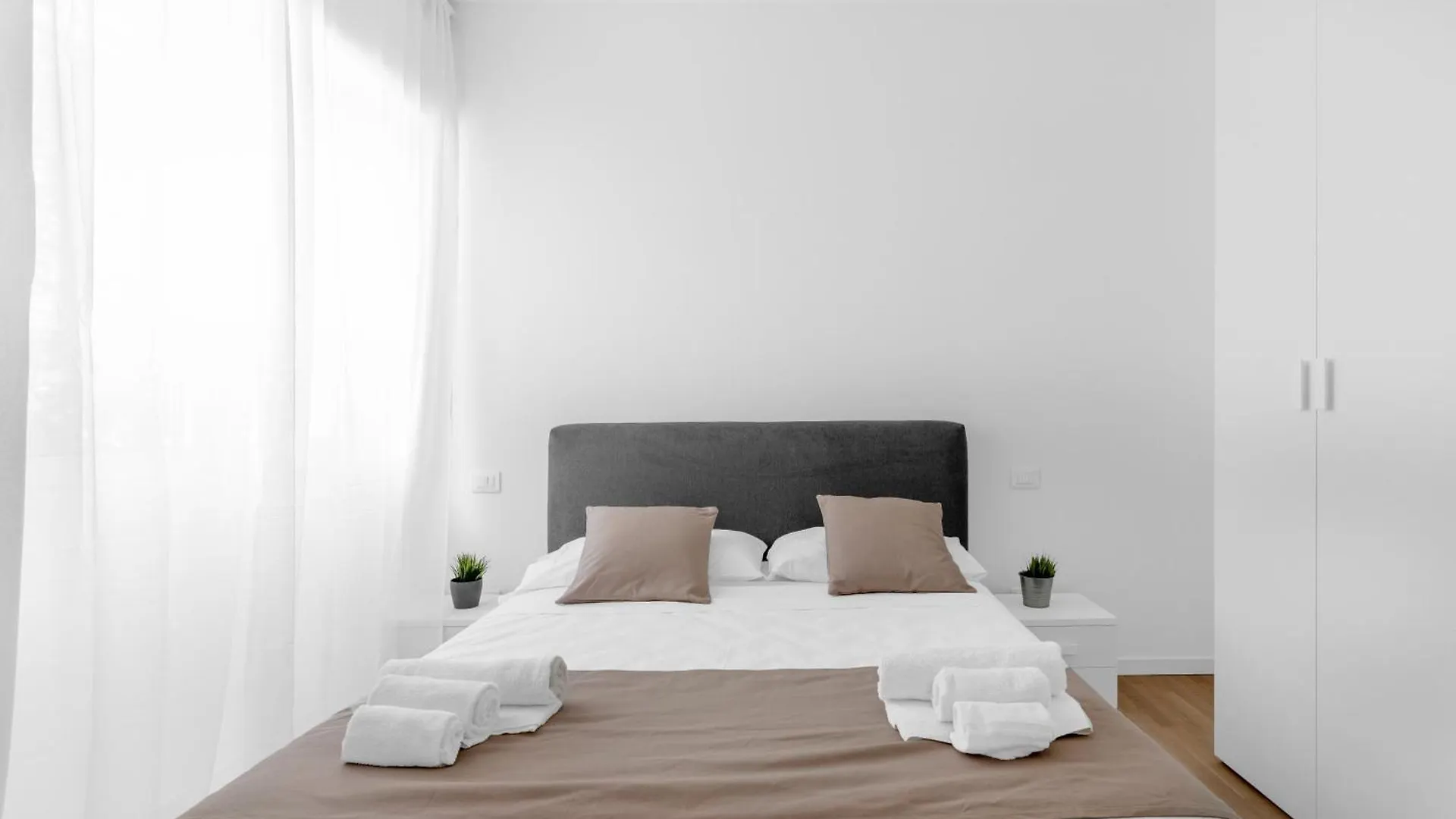 Mi Casa - Appartamento In Ponte Nuovo Milan