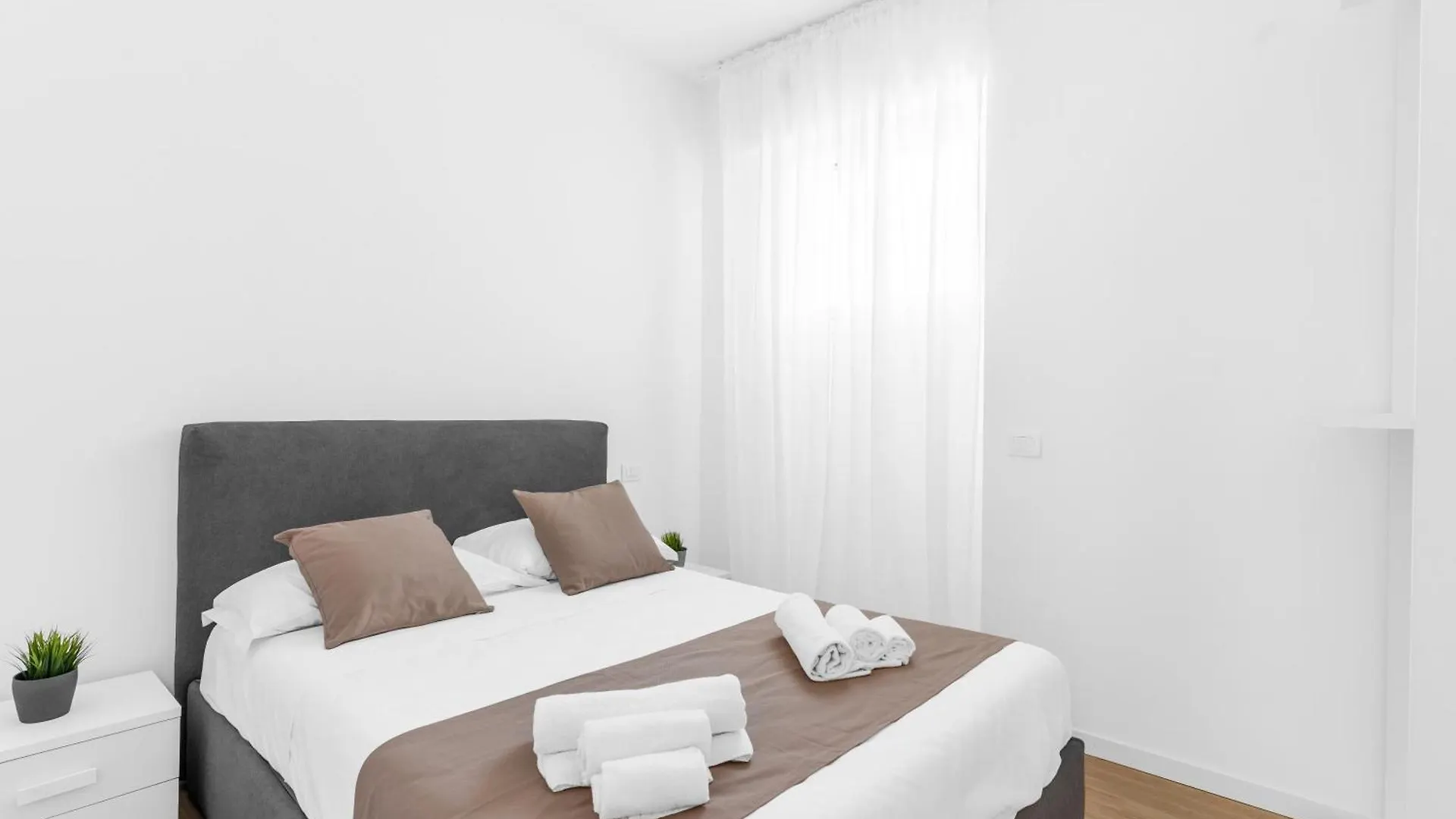 Apartment Mi Casa - Appartamento In Ponte Nuovo Milan Italy