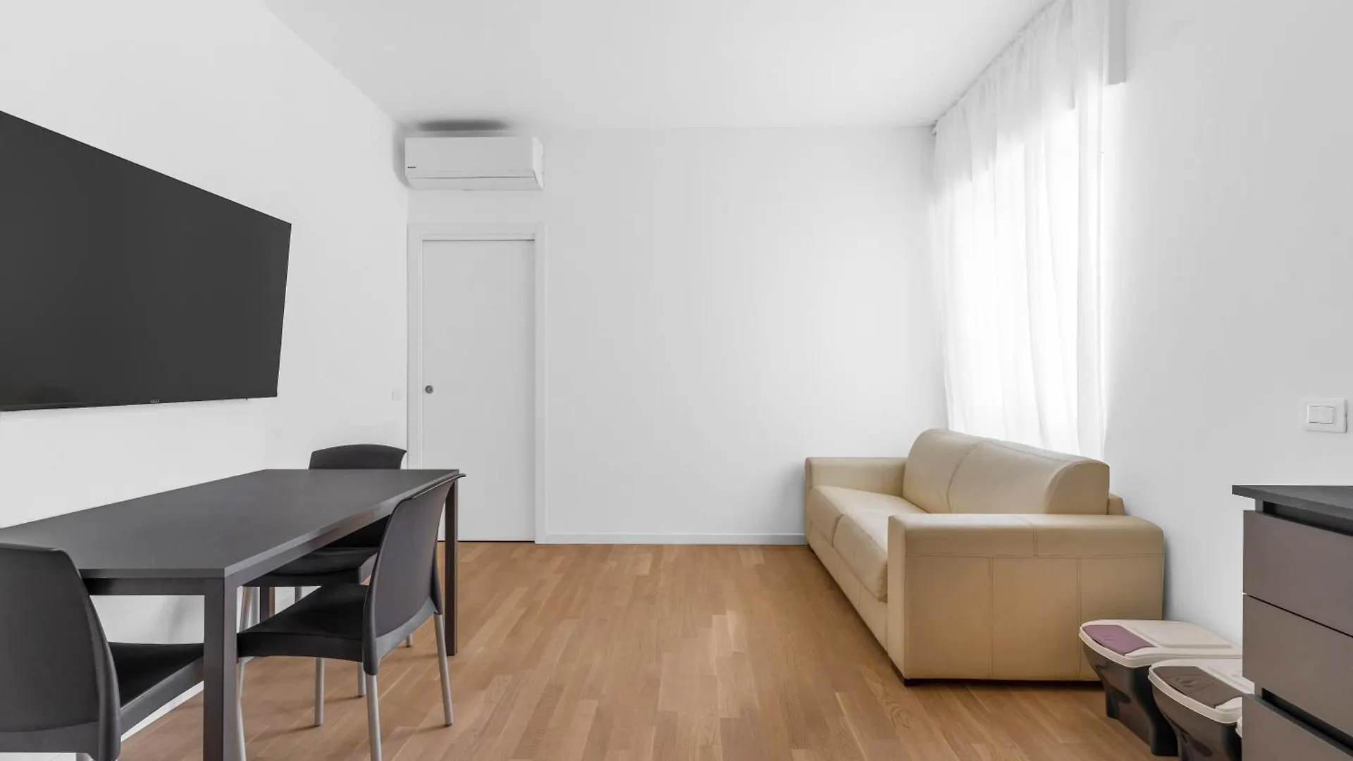 Mi Casa - Appartamento In Ponte Nuovo Milan Apartment