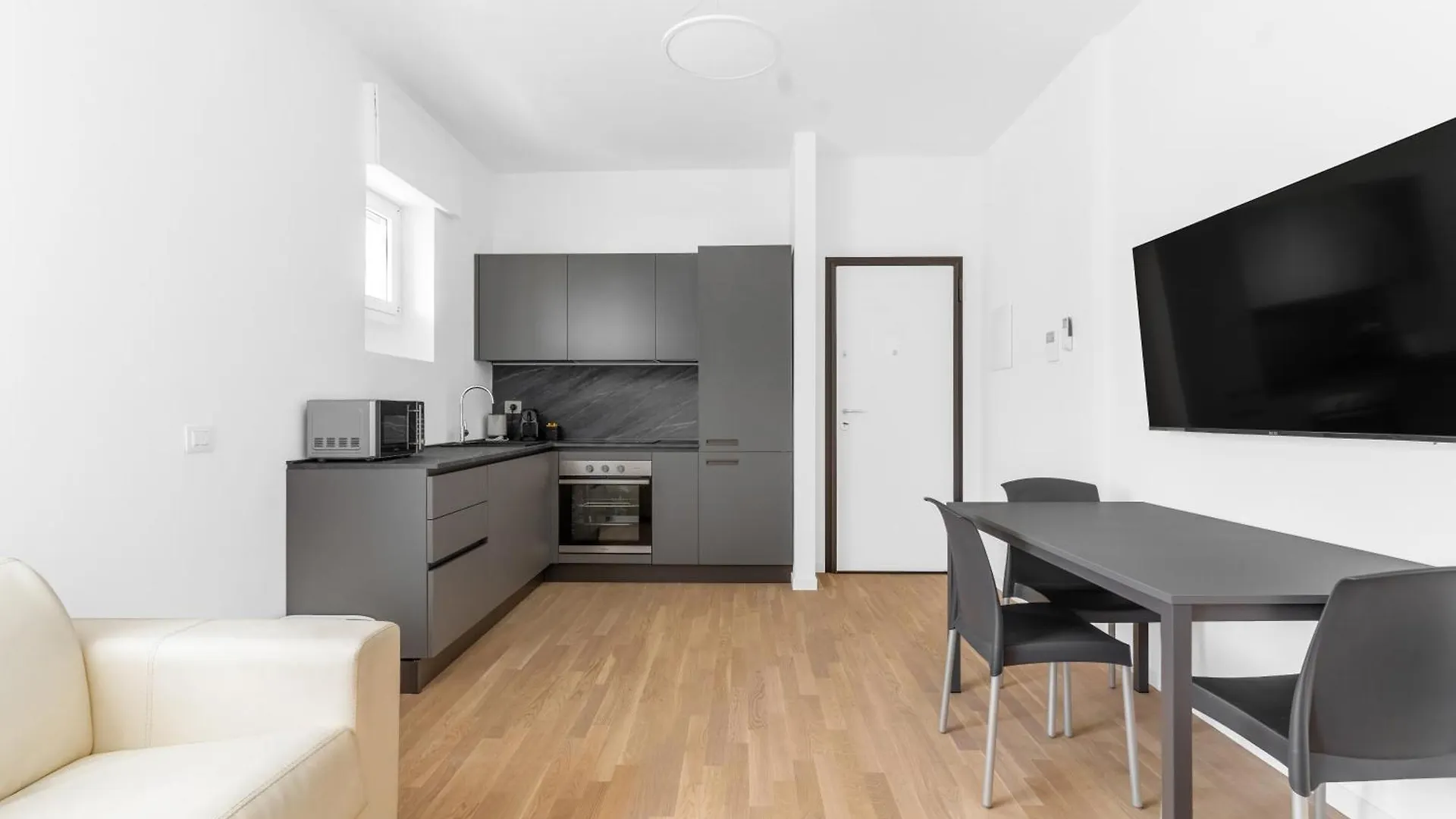 Mi Casa - Appartamento In Ponte Nuovo Milan Apartment